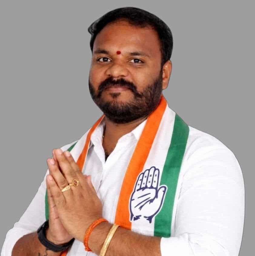Geedi Charanjith Goud is a dynamic Youth Congress leader from Malkajgiri dedicated to public service, youth empowerment, and community development while carrying forward the legacy of senior Congress leader Geedi Srinivas Goud.